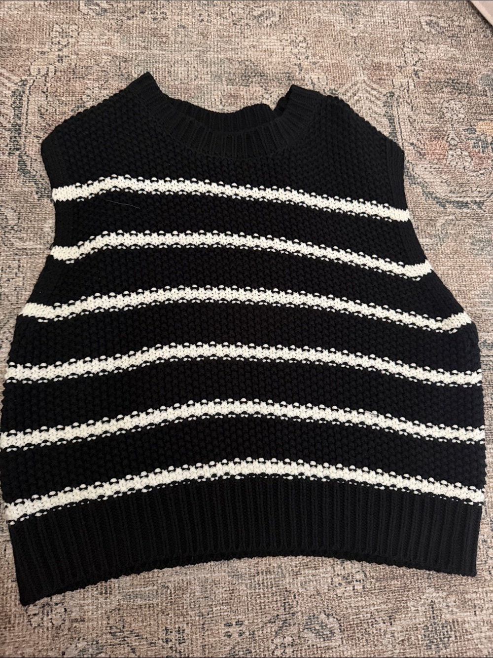 moon & madison Black and White Striped Sleeveless Crew Sweater